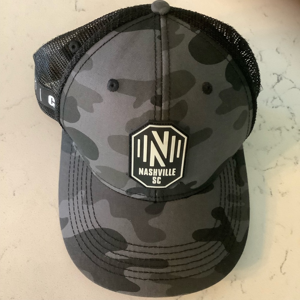 Nashville SC NWOT Black and Gray Camo Hat
